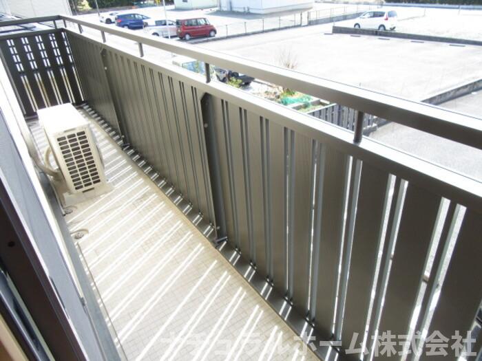 バルコニー　バルコニー