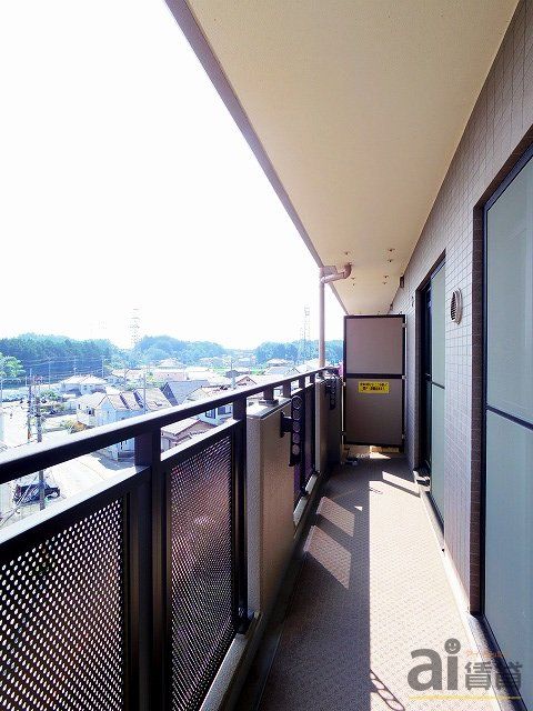バルコニー　※同仕様写真