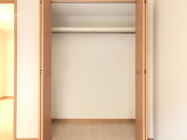 収納　クローゼット