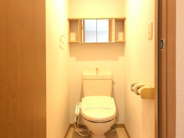 トイレ　シャワー付トイレ