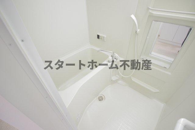 バス・シャワールーム　お風呂です