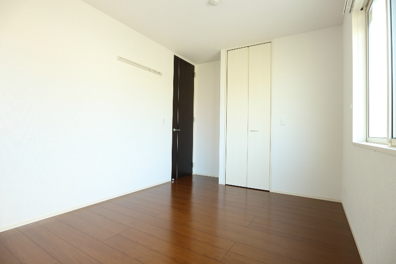 その他部屋・スペース　寝室におすすめの独立した洋室です。