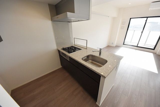 キッチン　写真は同タイプ住居です