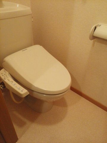 トイレ　シンプルで使いやすいトイレです