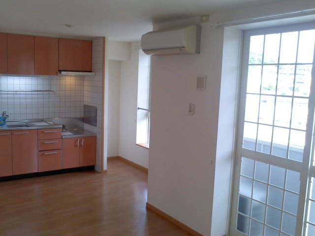 居室・リビング　ゆったりとした居間です