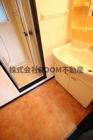 洗面設備　広い洗面スペース