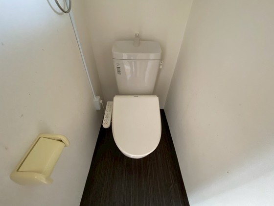 トイレ　※別部屋の写真です。