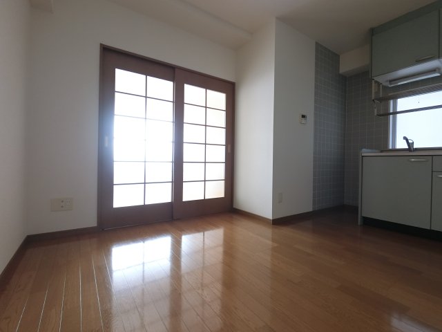 居室・リビング　※反転タイプ