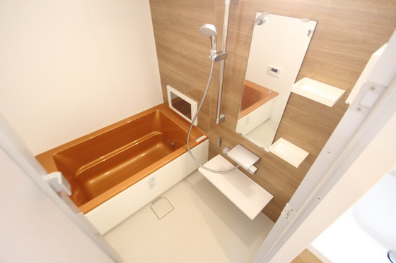 バス・シャワールーム　※別部屋の写真です