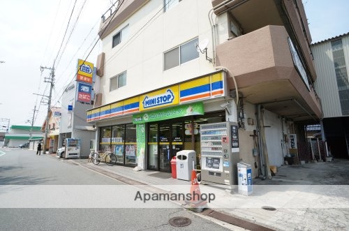 その他　【コンビニエンスストア】ミニストップ　真菅オカモト酒店（その他）まで321m
