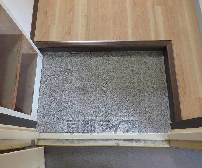 玄関　玄関です。