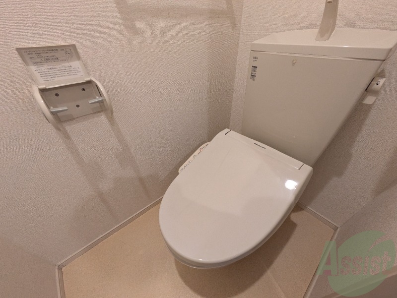 トイレ　トイレは暖房便座になっているので寒い冬でも安心ですね。