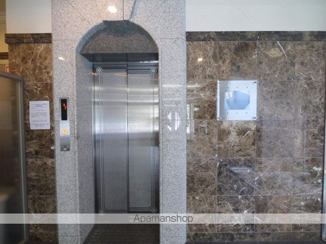 ロビー　ロビー