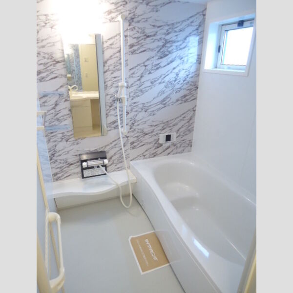 バス・シャワールーム　浴室