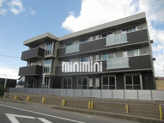 建物外観　３階建て物件