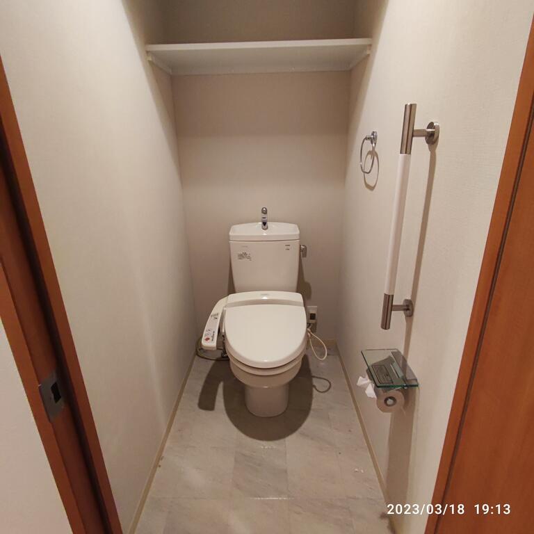 トイレ　※同タイプ参考画像です。