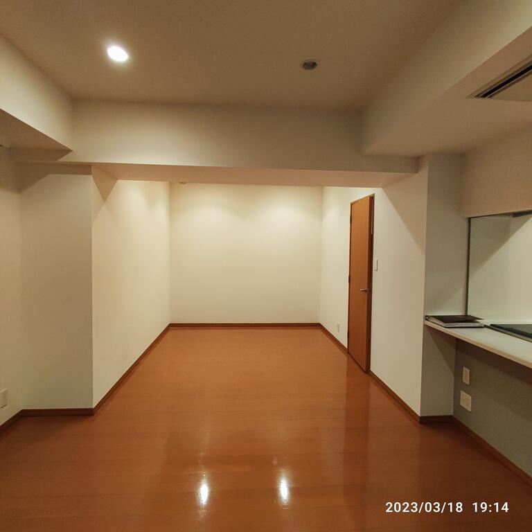 その他　※同タイプ参考画像です。反転間取りです。