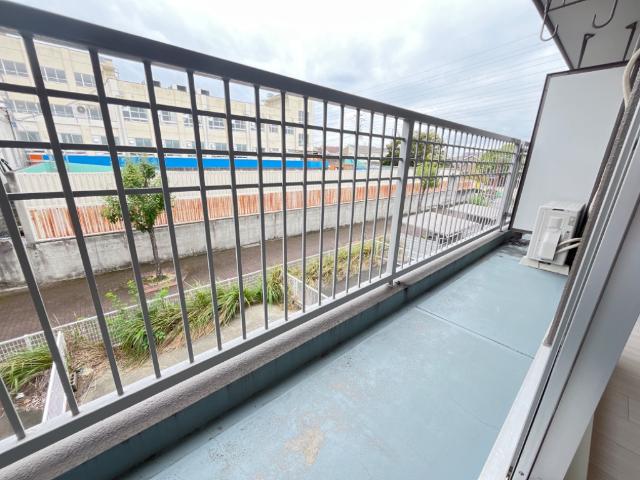 バルコニー　ベランダ