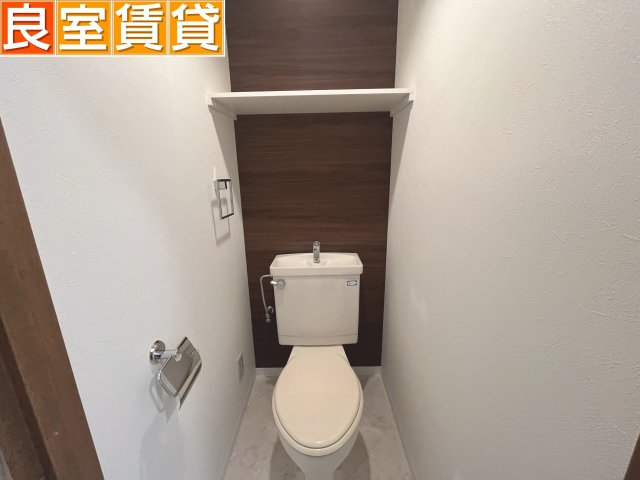 トイレ　※このお写真は同物件の別のお部屋のお写真です。現状優先