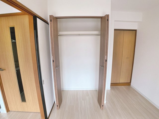 収納　※このお写真は同物件の別のお部屋のお写真です。現状優先