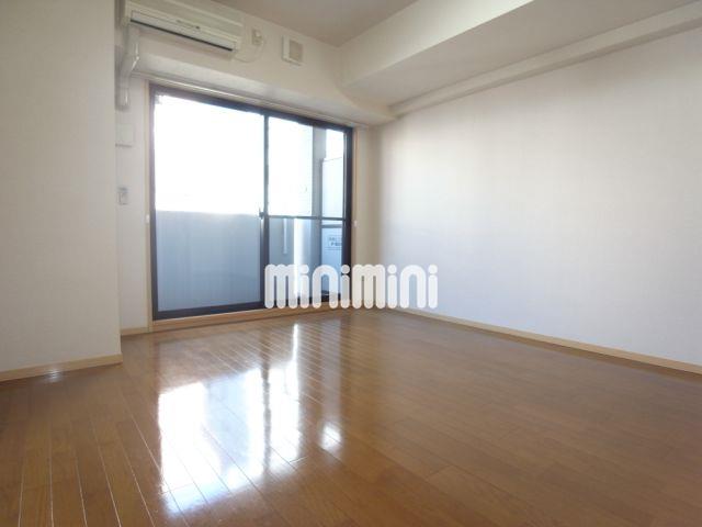 居室・リビング　９．５帖の広々としたお部屋です