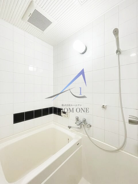 バス・シャワールーム　お風呂です。