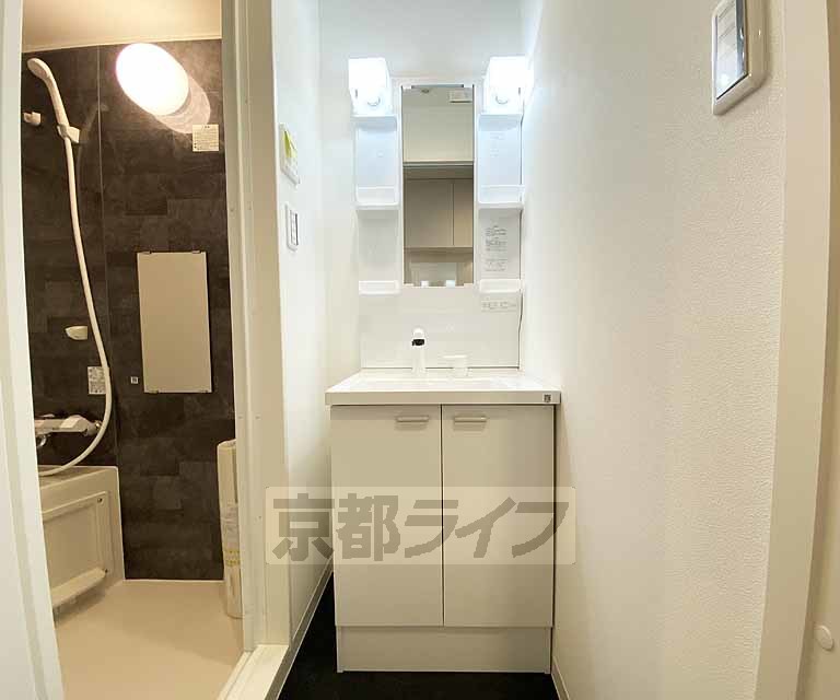 洗面設備　独立洗面台