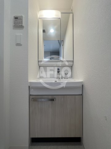 洗面設備　アドバンス大阪カーサ　独立洗面台