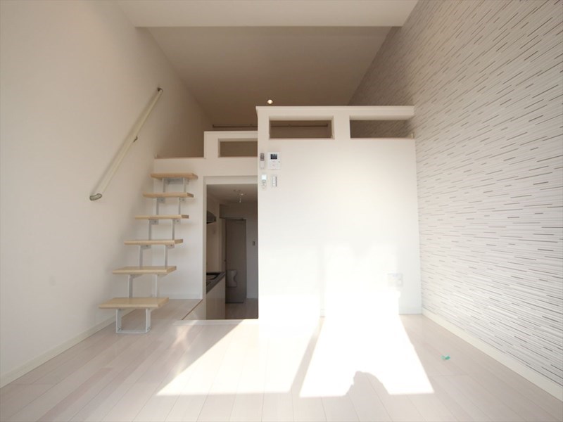 その他　洋室6帖　上段ロフト6帖（収納でもお部屋でも使えます）