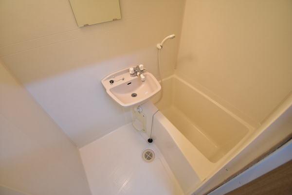 バス・シャワールーム　同仕様写真