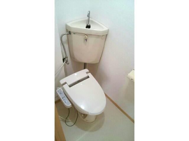 トイレ　オーシャンビュー岸岡