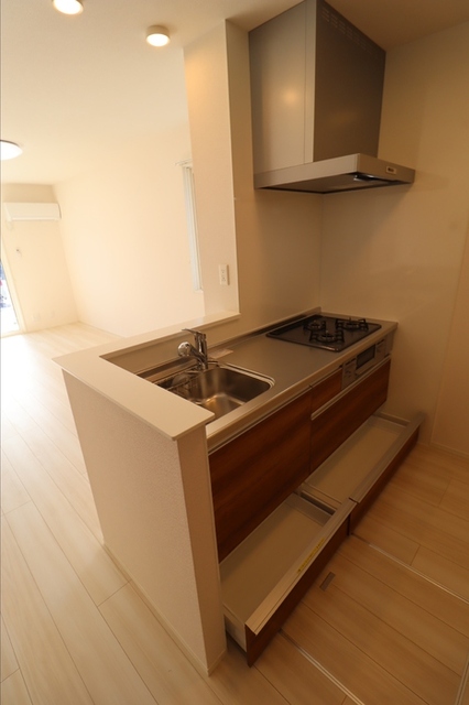 キッチン　１０２　キッチン