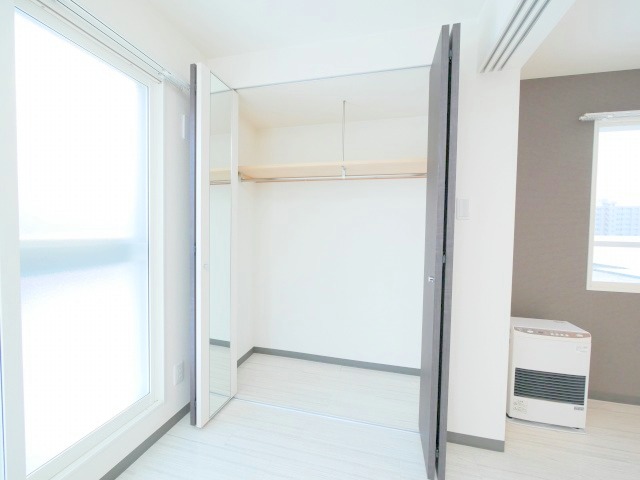 収納　ウォークインクローゼットです☆