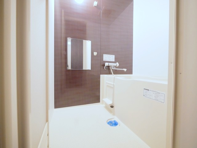 バス・シャワールーム　バスルームです☆