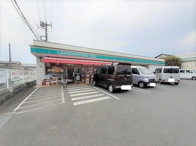 コンビニ　ローソンストアー100（コンビニ）まで150m