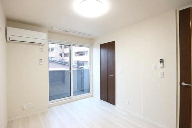 居室・リビング　洋室