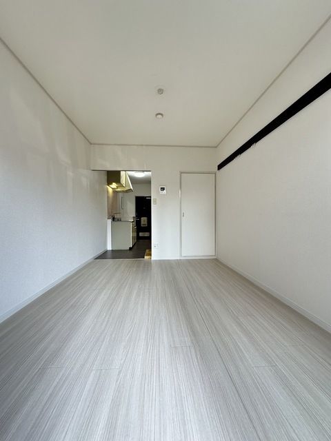 居室・リビング　別部屋参考写真です