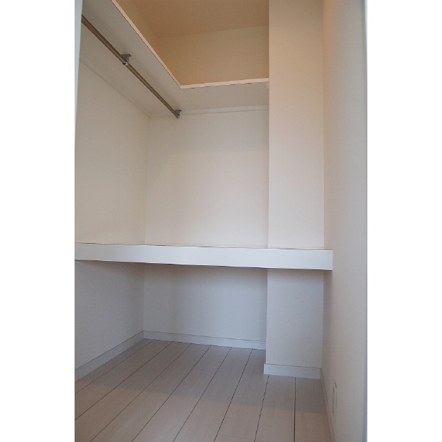 収納　ウォークインクローゼット