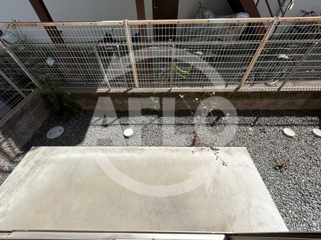 バルコニー　アゴーラ針中野　専用庭