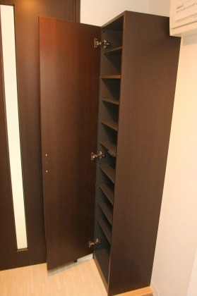 その他設備　大型のシューズクローゼット。