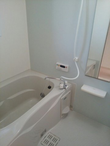バス・シャワールーム　ゆったり過ごせるお風呂です