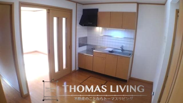 キッチン　キッチンは収納たっぷりです♪