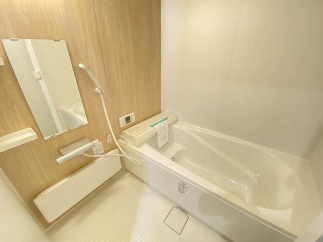 バス・シャワールーム　バス