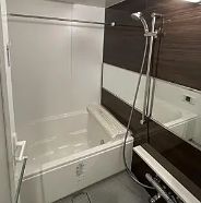 バス・シャワールーム　お風呂で日々の疲れを落としましょう