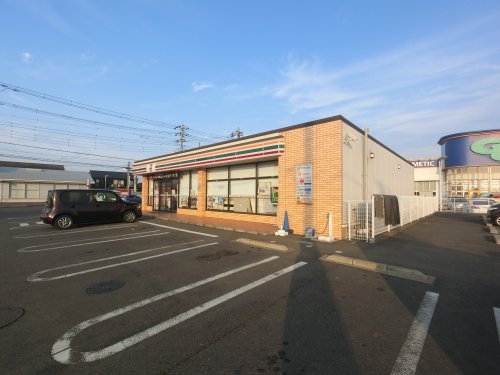 コンビニ　セブン-イレブン旭鎌数店（コンビニ）まで545m
