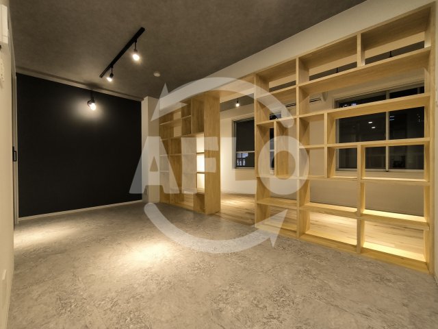 居室・リビング　ラクメンビル　リビング