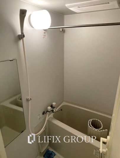 バス・シャワールーム　風呂