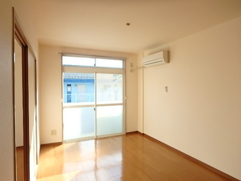 居室・リビング　図面と現状に相違がある場合には現状を優先