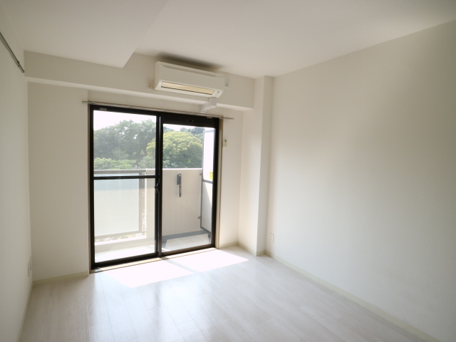 居室・リビング　※参考写真