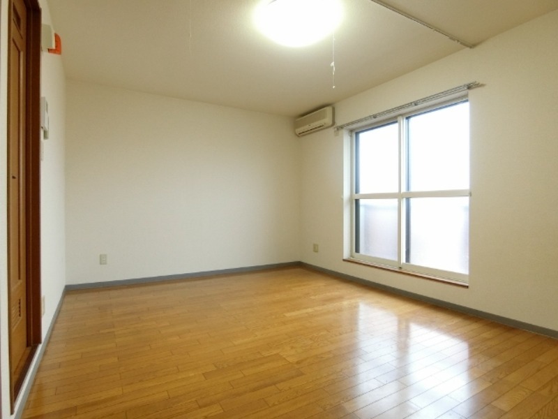 居室・リビング　図面と現状に相違がある場合には現状を優先